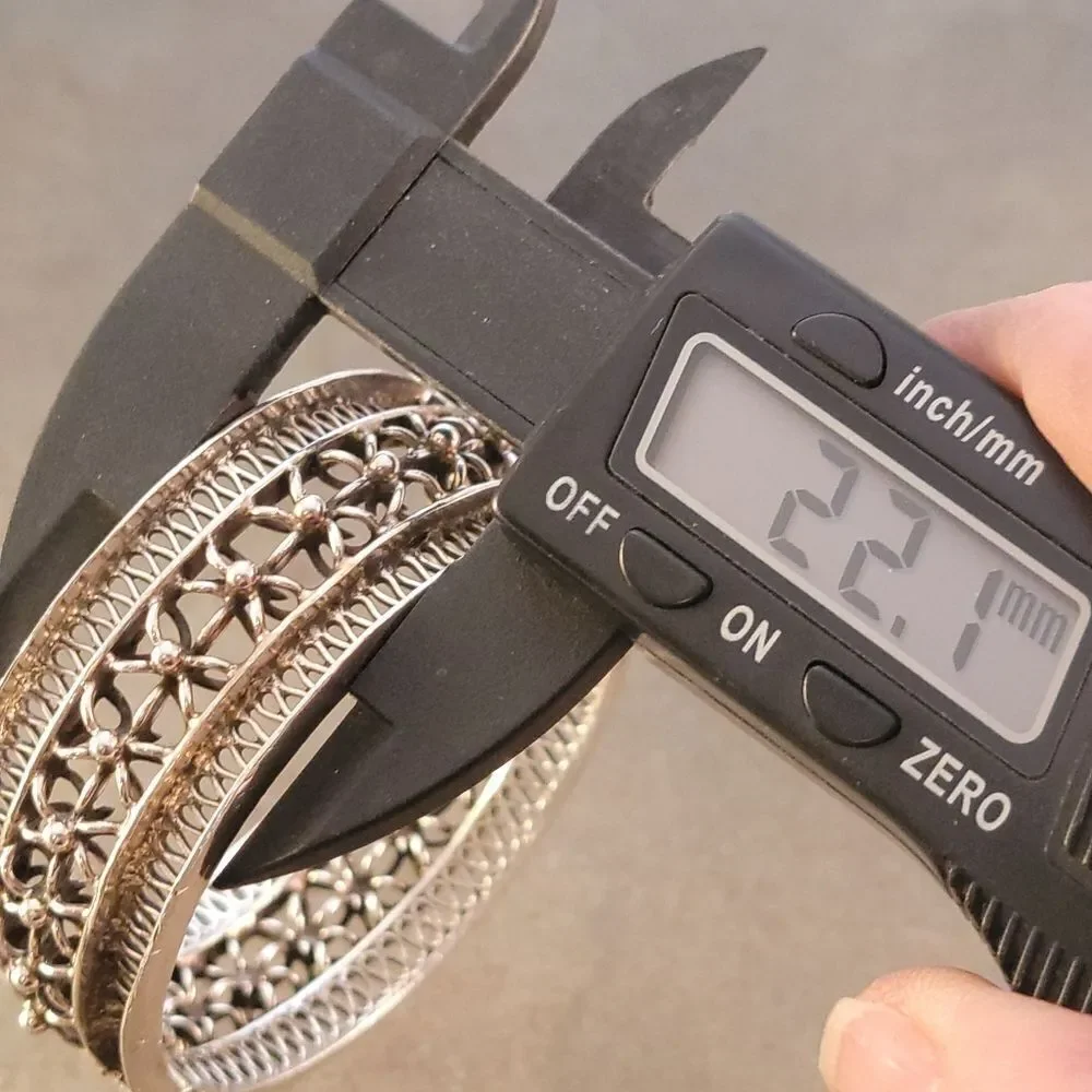 Sterling Vintage Wide Openwork Flower Hinge Bangle Bracelet